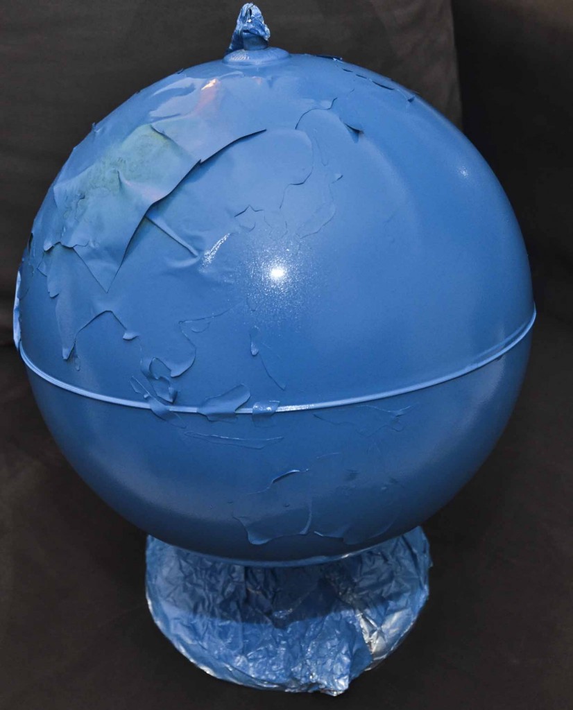 globe montessori bleu