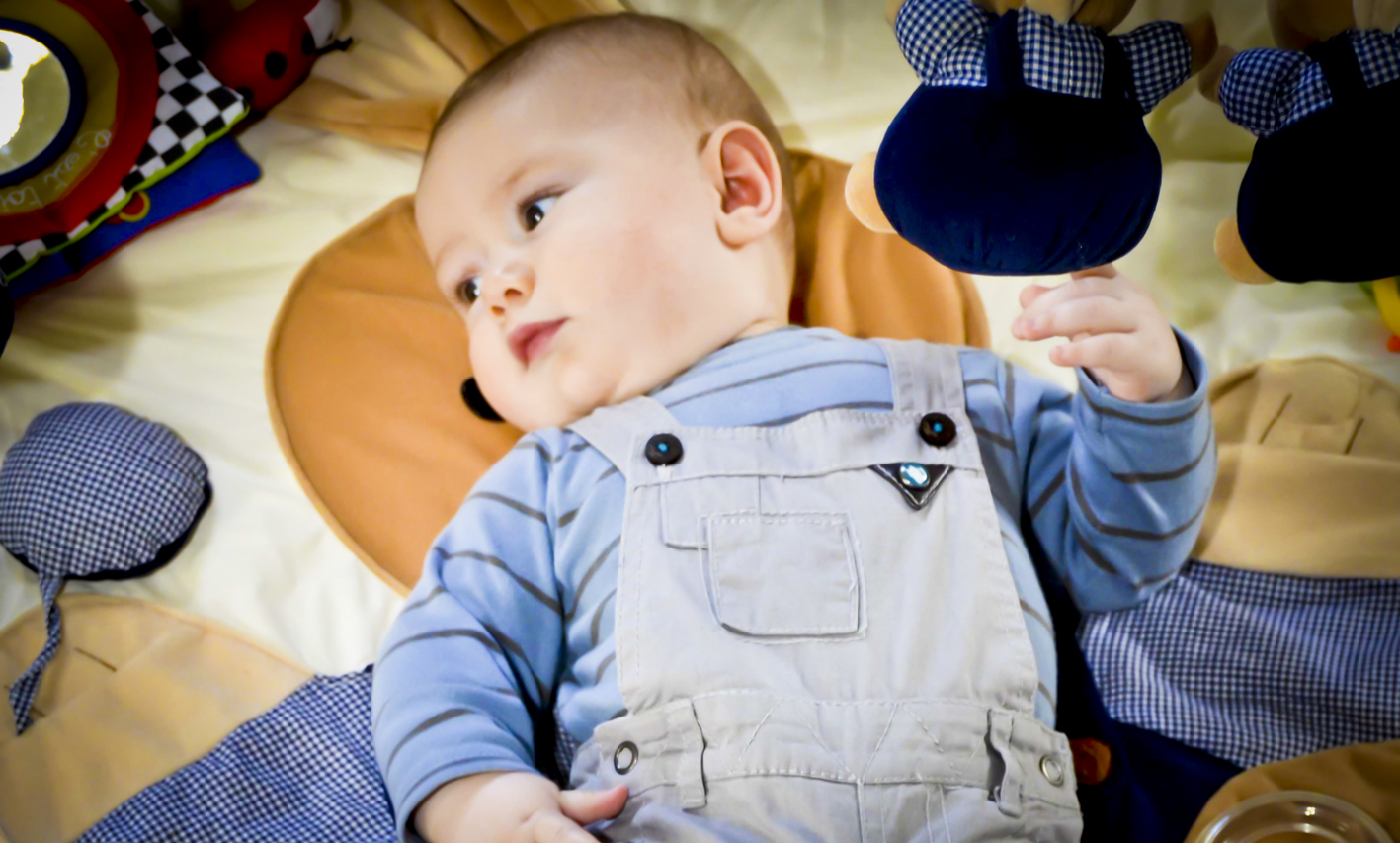 Jouets et Jeux Montessori pour les bébé jusqu'à 6 mois