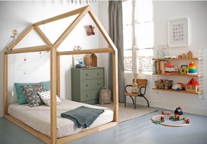 Chambre Montessori cabane