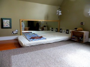Chambre Montessori rétro