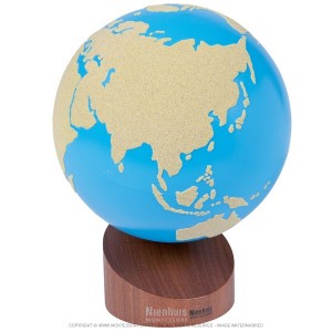 Globe terrestre montessori 