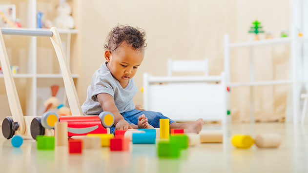 quel jouet pour bébé 2 mois