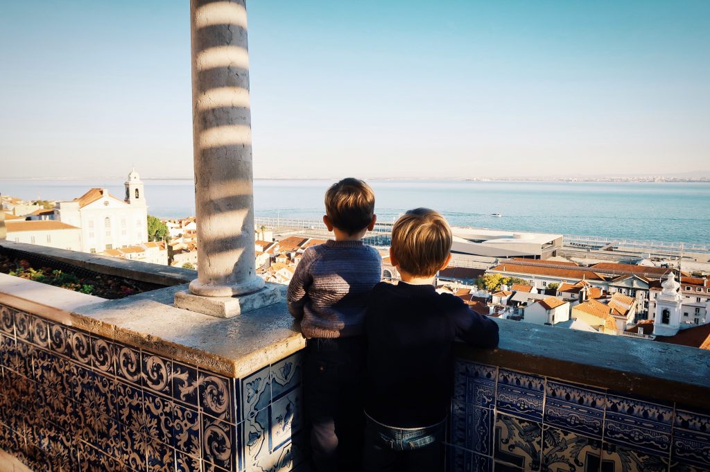 Vue splendide depuis la place Santa Luzia